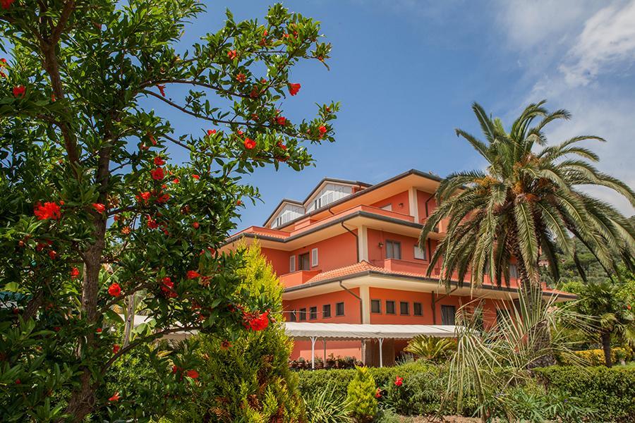Hotel Le Rotonde Massaciuccoli Ngoại thất bức ảnh