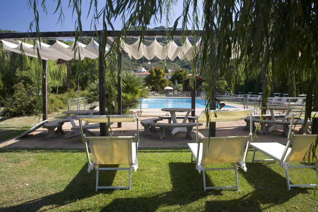 Hotel Le Rotonde Massaciuccoli Ngoại thất bức ảnh